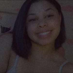 Meet your Posher, Leaha